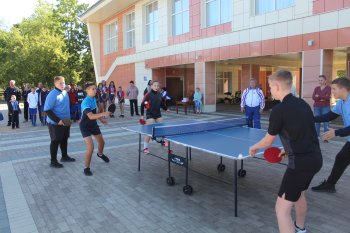 "Запишись в спортивную секцию!"