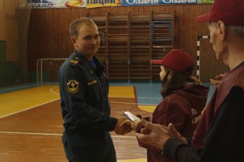Награждение знаками ГТО сотрудников МЧС