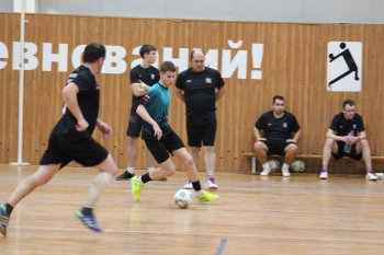 Соревнования по футболу