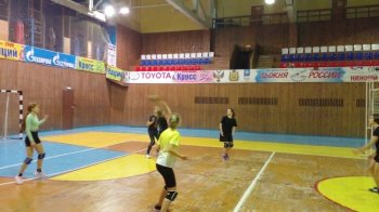 Соревнования по волейболу